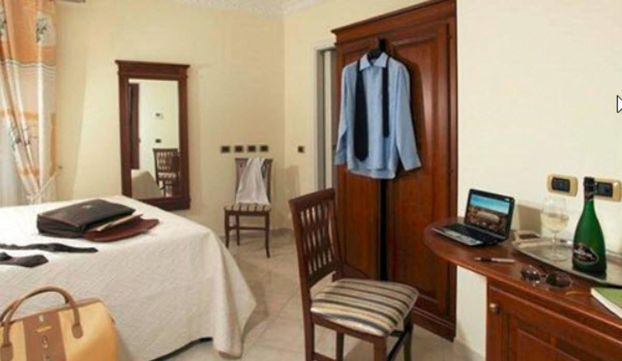 Hotel De Monti روما المظهر الخارجي الصورة