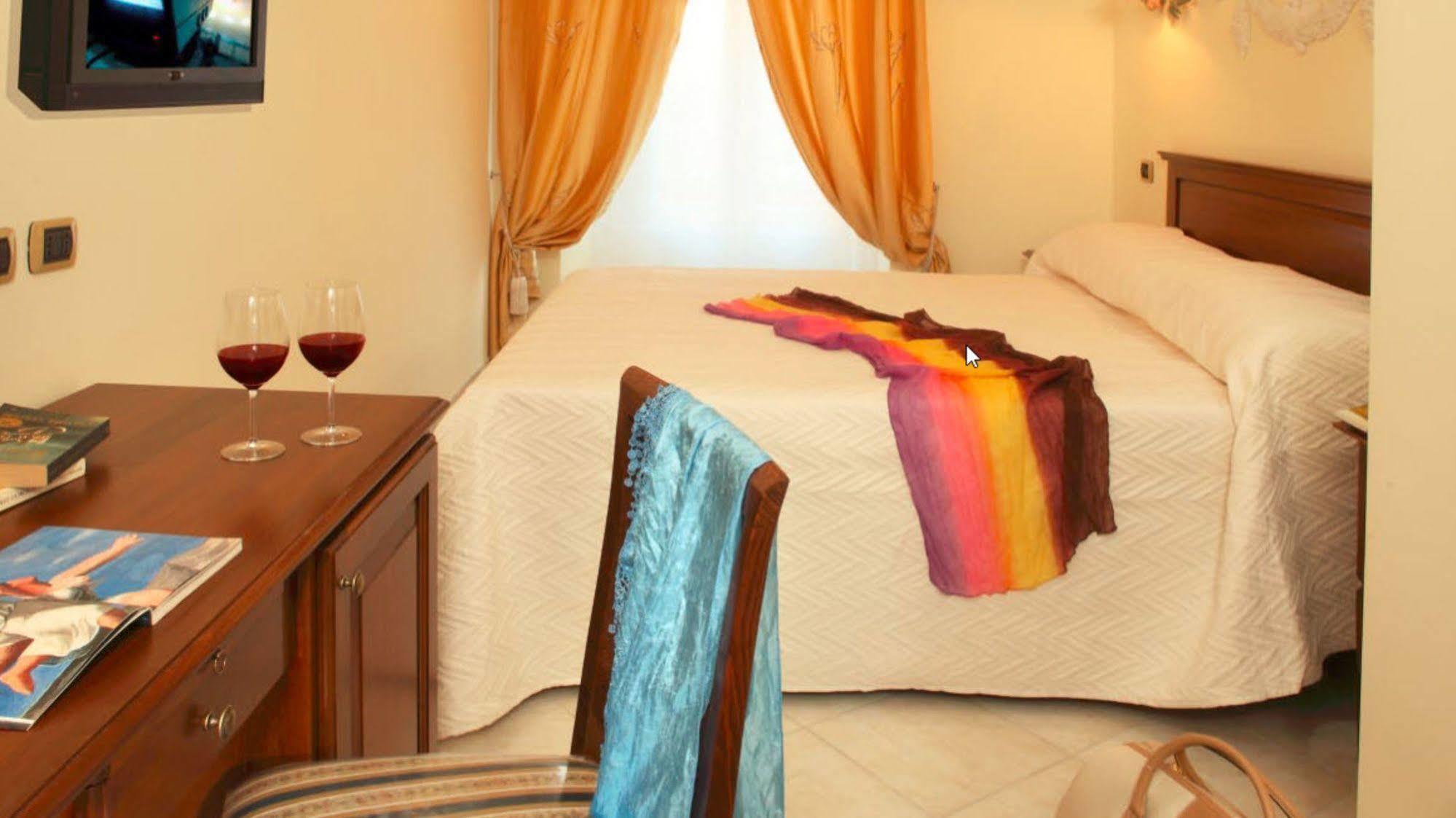 Hotel De Monti روما المظهر الخارجي الصورة